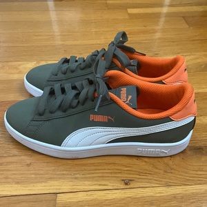 Green, orange and white Puma platform, size 6c, used in good condition.